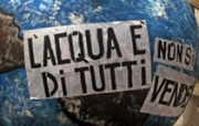 La gestione dellacqua ritorni al Comune