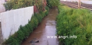 Angri, il Canale San Tommaso si colora nuovamente di rosso