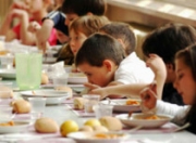 Angri, per la mensa scolastica ancora una proroga 