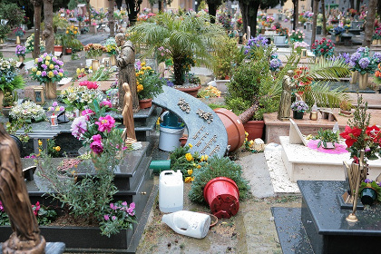 cimitero angri danni vento